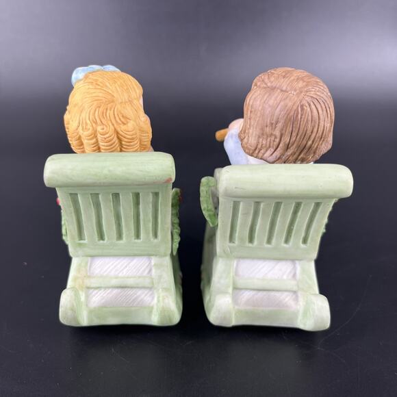House of Global Art Figurines Dolly Dingle & Billy Bumps Christmas Rocking Chair - Picture 7 of 11